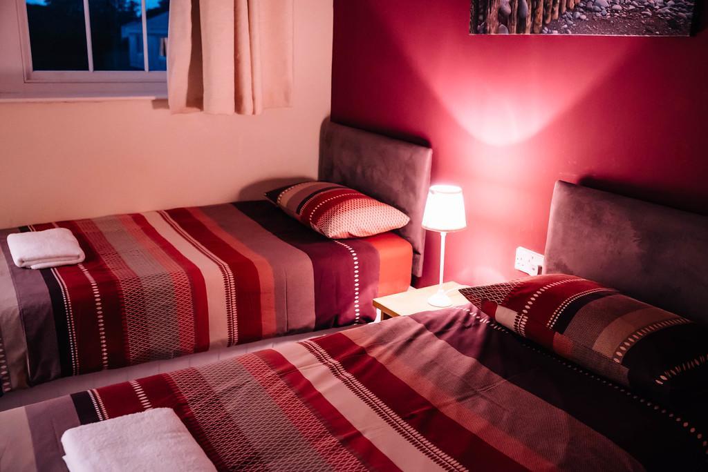 Jersey Accommodation And Activity Centre Gorey Екстериор снимка